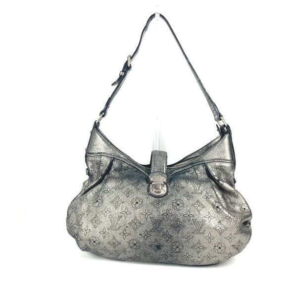 LOUIS VUITTON M95718 Monogram Mahina XS Shoulder Bag Leather Argent Silver - Picture 1 of 16